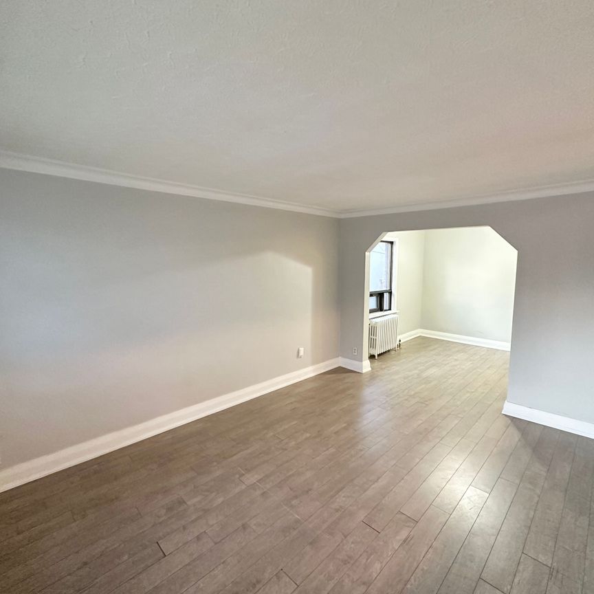 For Lease - 179 Kennedy Road Unit# Main, Toronto, Ontario - Photo 1