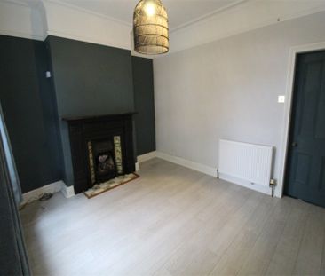 2 Bedroom Terraced To Let - Photo 3