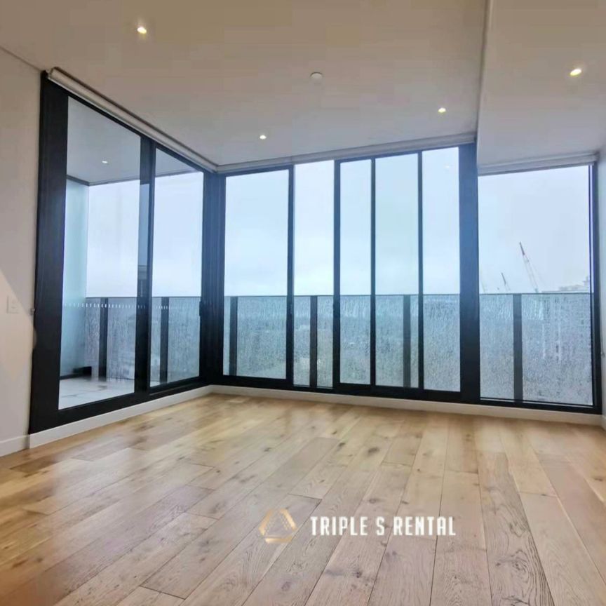 Lucent - Luxurious One Bedroom Apartment With Storage Cage & Secure & Quiet & Nice View - Photo 1