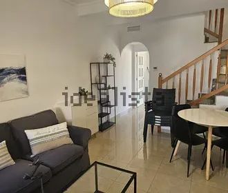 Alquiler de chalet adosado en Calle Pamplona, 11 - Photo 1