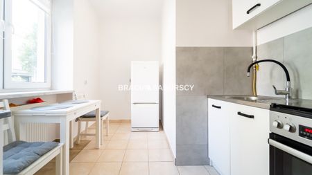 Do wynajęcia mieszkanie os. Szkolne - Zdjęcie 2