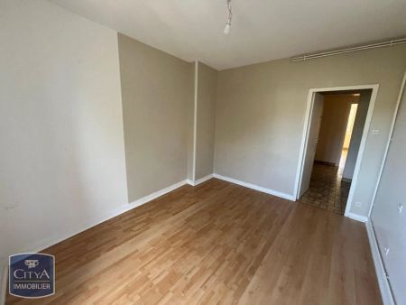 Appartement à louer 3 pièces 79.6m² - Photo 2