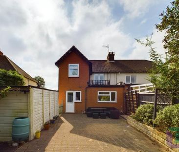 3 bedroom semi-detached house to rent - Photo 3