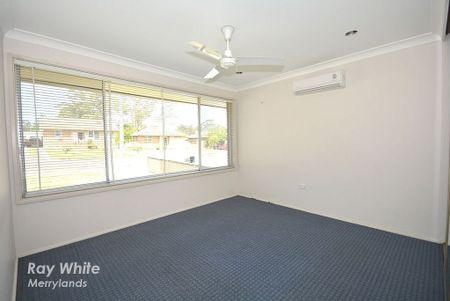 3 BEDROOM FAMILY HOME - Photo 2