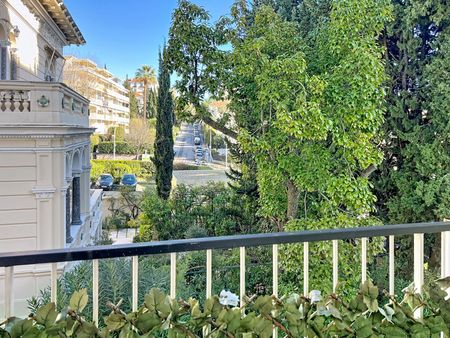 Location Appartement 3 pièces 71m² NICE 06000 - Photo 5