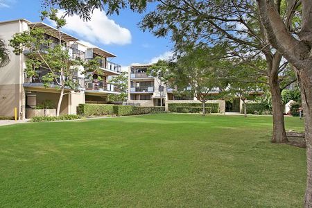 Convenience in Coorparoo! - Photo 2