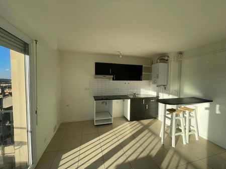 TOULOUSE / Location Appartement 1 Pièce 27 m² - Photo 3