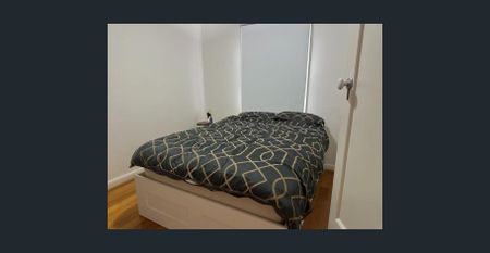 WOW FACTOR IN ALBERT PARK - POLISHED FLOORBOARDS, HEATING & COOLING, SINGLE CAR GARAGE - Photo 4