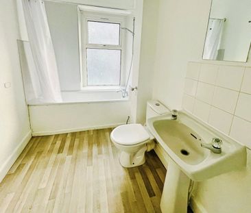 Caefelin Street, Llanhilleth, ABERTILLERY - Photo 3