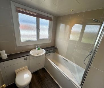 Mainsacre Drive, Larkhall, ML9 - Photo 5