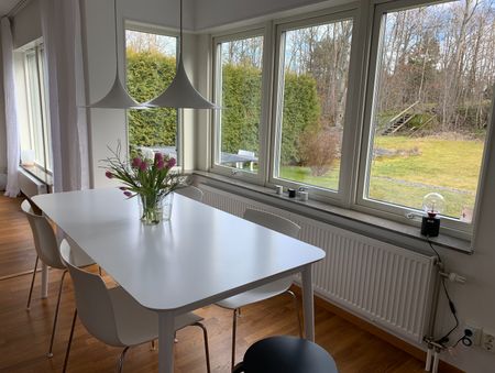 Villa med perfekt insynsskyddat läge i TORSLANDA - Foto 3