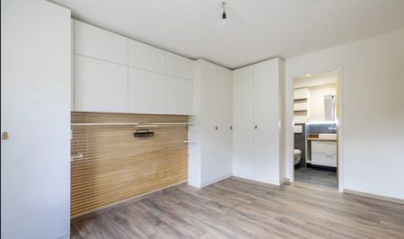 Bel appartement de 3.5 pièces rénové et bien équipé, garage-box inclus - Foto 5