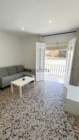 Alquiler de piso en Centro - Photo 5