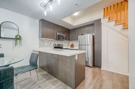 For Lease - 1555 Kingston Road Unit# 504, Pickering, Ontario - Photo 2