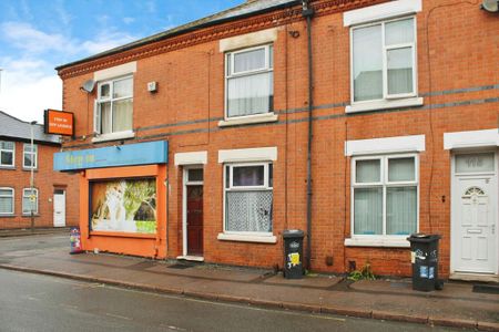 4 bedroom terraced house to rent - Photo 5