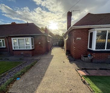 2 bed Bungalow - To Let - Photo 4