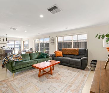 Stylish Family Home in Clyde - Photo 1