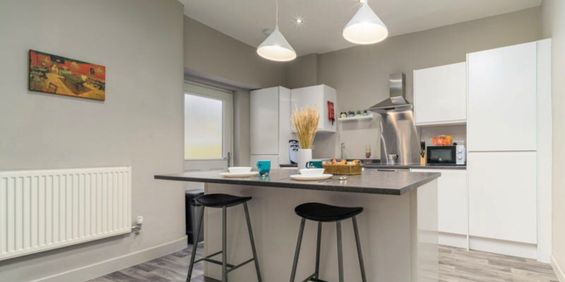 Room in a Shared House, Humber Street, M50 - Photo 3