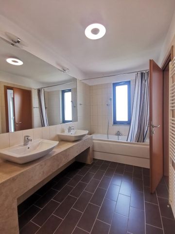 Inchirieri Apartamente 4 camere Bucuresti - Photo 4