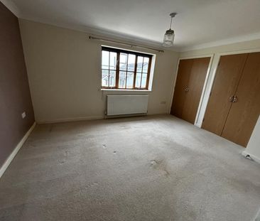 4 bedroom detached house to rent - Photo 4