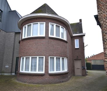 IDEALIS VASTGOED – CHARMANTE EN GOED ONDERHOUDEN WONING MET EEN GEZ... - Foto 1