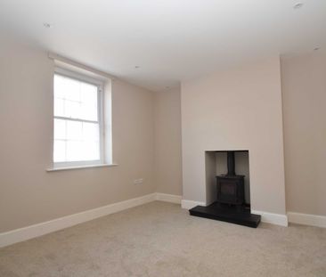 2 bed semi-detached house to rent in High Street, Scalby Village, YO13 - Photo 2