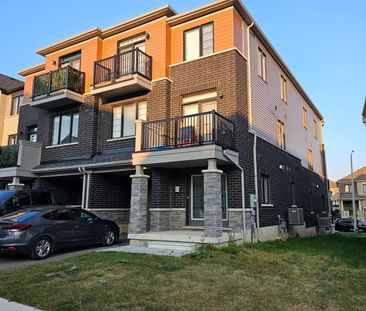 For Lease - 83 Norwich Crescent, Haldimand, Ontario - Photo 4