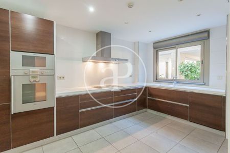 Luxury Villa for rent in Pozuelo de Alarcón, Spain - Photo 5