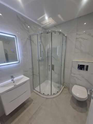 Bradshawgate, Leigh, Wigan, Wigan WN7, London - Photo 4