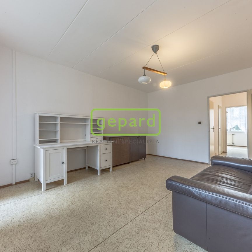 Pronájem bytu 4+1 84 m², U zeleného ptáka, Praha - Fotografie 1