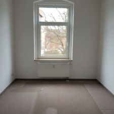 Stöckigter Str. 57, Wohnung 4 ~~~ Balkon, Badezimmer mit Wanne, Abstellraum im Treppenhaus, Keller - Photo 1