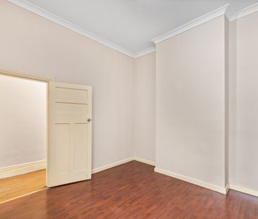649 Queensberry Street, North Melbourne VIC 3051 - House For Rent |... - Photo 1