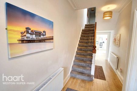1 bedroom in a house share to rent - Photo 2