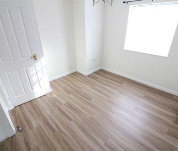 Warwick Road, West Drayton - Photo 6