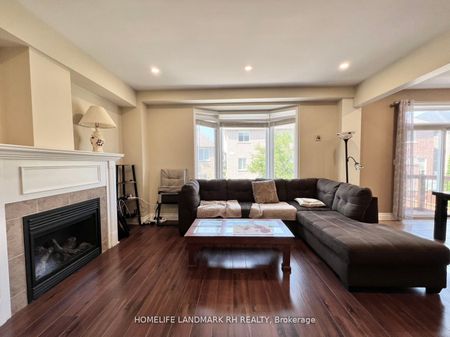 For Lease - 4637 Cornerstone Drive, Burlington, Ontario - Photo 3
