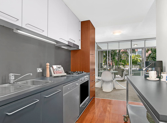 2/18 Ferry Lane, Bulimba QLD 4171 - Apartment For Rent | Domain - Photo 1