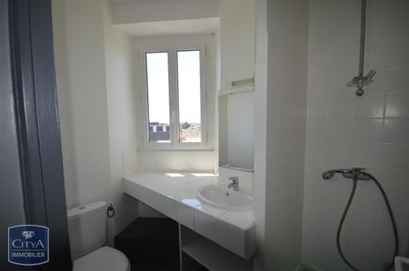Location Appartement 2 pièces 45m² CHOLET 49300 - Photo 3