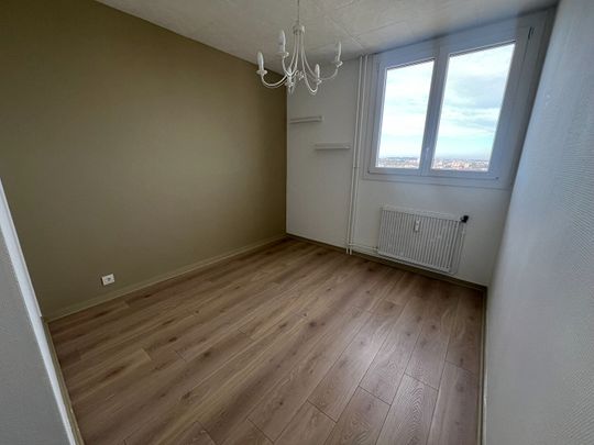 Apartment - Photo 1