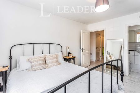 2 bedroom apartment to rent Middle Village, Haywards Heath, RH16 - Photo 4