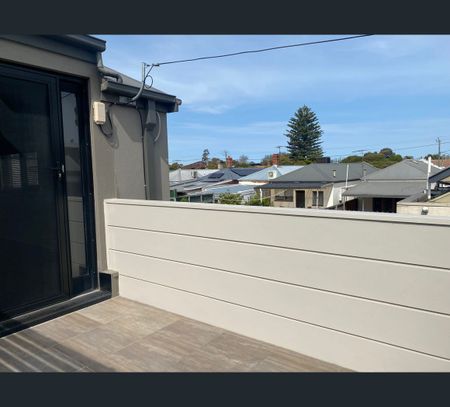 2/2 Mccrory Street, Coburg, Vic 3058 - Photo 2