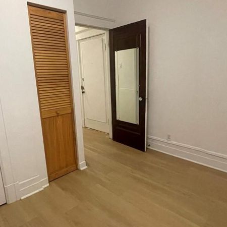 2 CH - 1 SDB - Montréal - $1,185 /mo - Photo 3