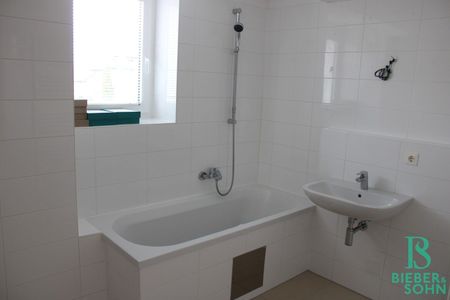 Moderne Familienwohnung mit Balkon - Photo 5