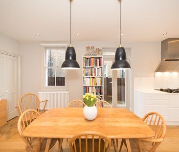 2 Bed Maisonette, Ormiston Grove, W12 - Photo 1