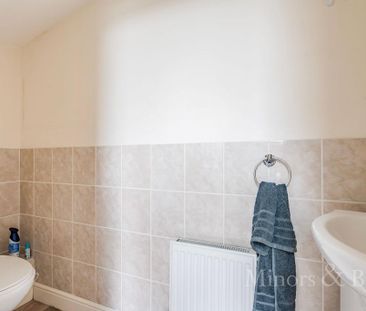 3 bedroom semi-detached house to rent - Photo 5