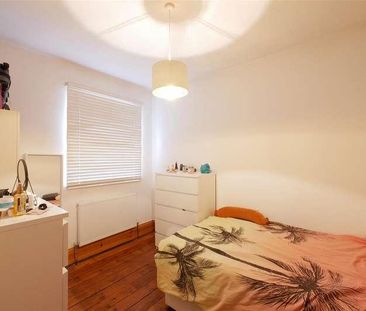 Hornsey Park Road, London, N8 - Photo 1