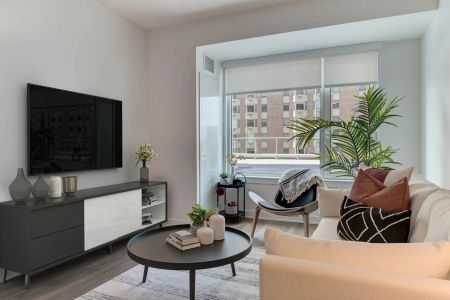 COVE — 1 Bed + 1 Bath in the Heart of Ottawa - Photo 3