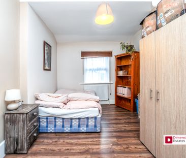 Walsingham Road, E5, London - Photo 4