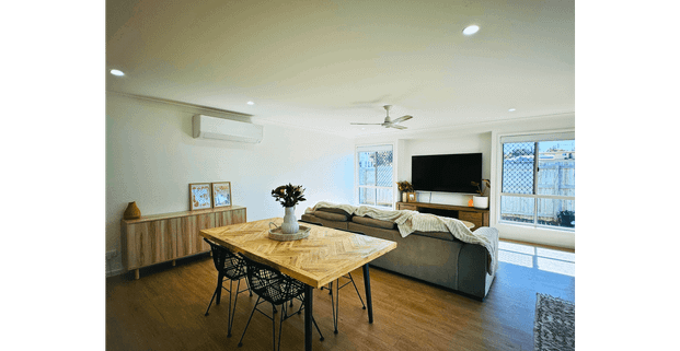 MODERN 4 BED HOME WITH DOUBLE GARAGE, BIG ENTERTAINMENT AREA & FIRE PIT! - Photo 1