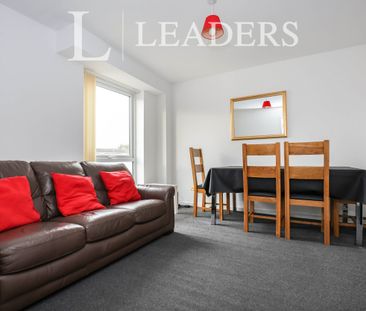 4 bedroom house to rent Shrubland Street, Leamington Spa, CV31 - Photo 2