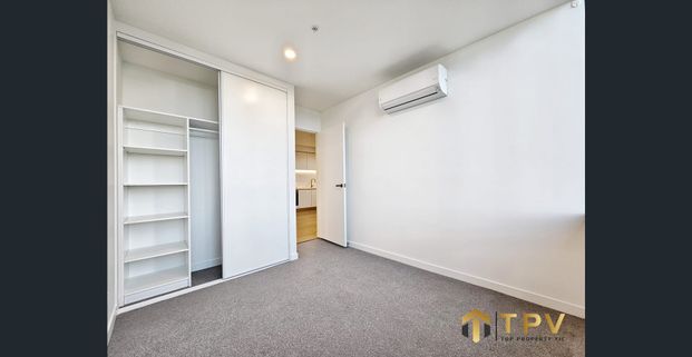 Modern 2 Bedroom Apartment at Trio Box Hill - Photo 1